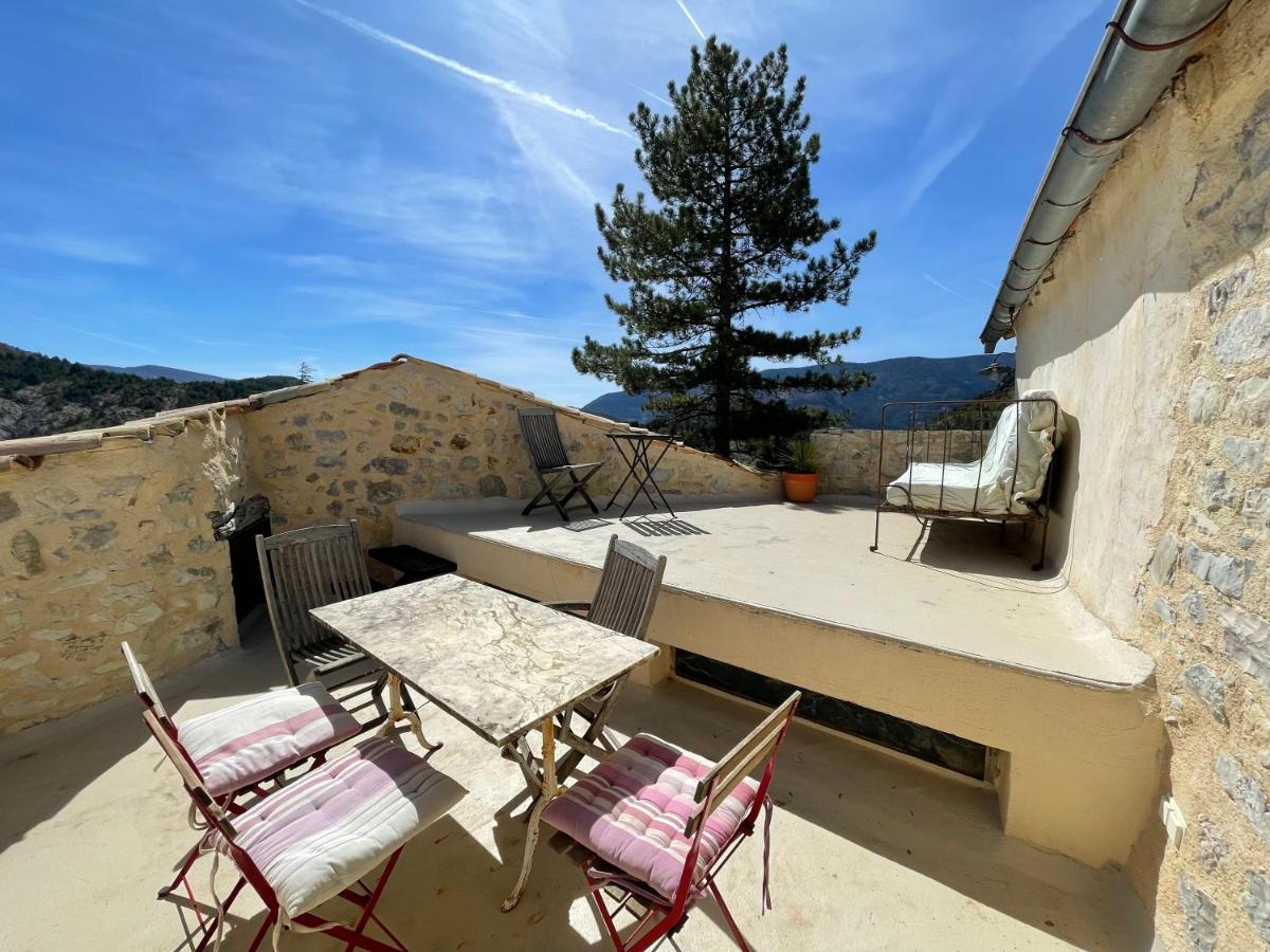 La Maison De Vergol Montbrun-les-Bains Exterior photo
